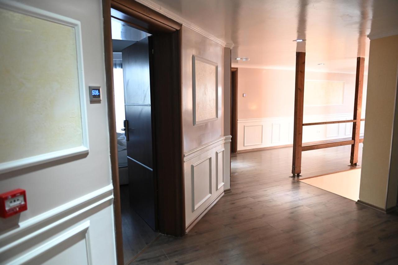 Hotel Onufri Golem  Luaran gambar
