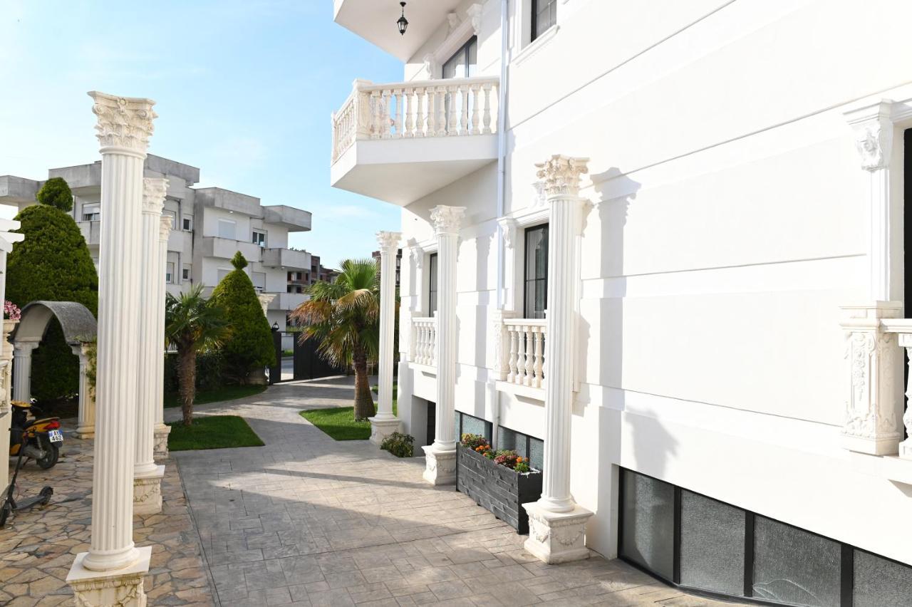 Hotel Onufri Golem  Luaran gambar