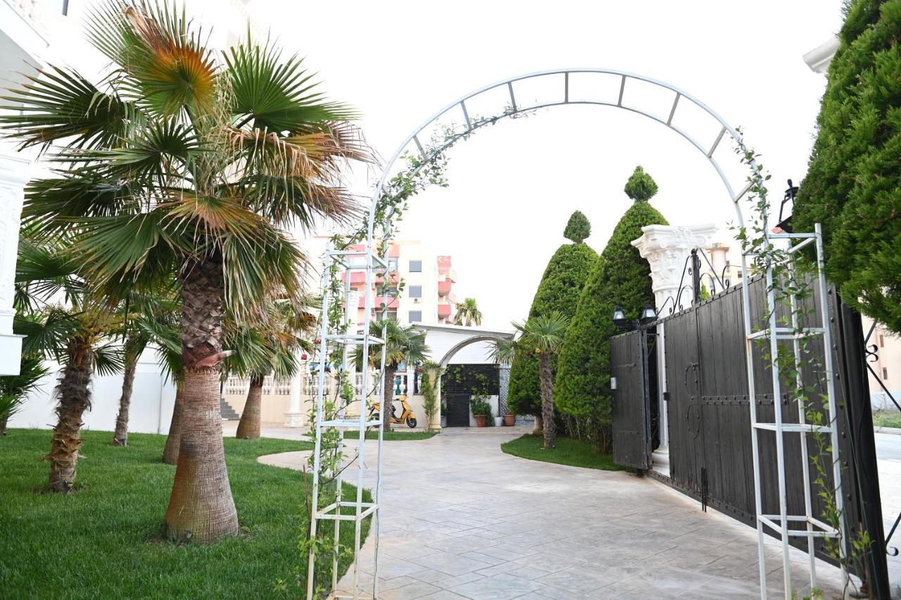 Hotel Onufri Golem  Luaran gambar